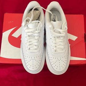 Never been worn Nike shoes